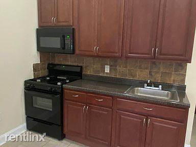 Main picture of 403 Avenue C