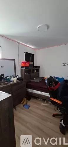 Main picture of 35 Vernon Ave