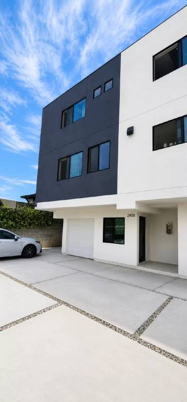 Main picture of 2408 Hauser Blvd