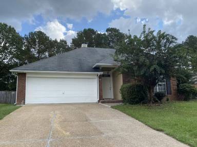 Main picture of 212 N Ridge Dr