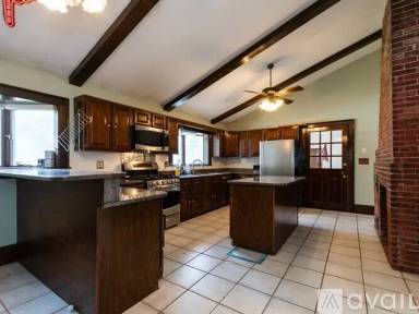 Main picture of 39 Minot St