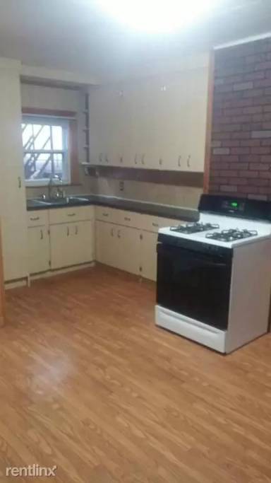 Main picture of 229A Maverick St