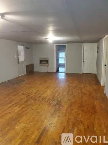Main picture of 130 County Road 240