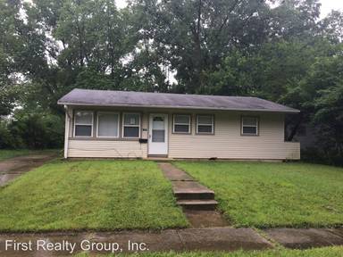 Main picture of 1498 Elaine St