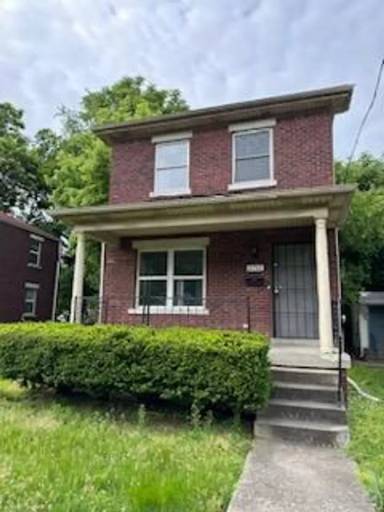 Main picture of 2704-12 Cedar St