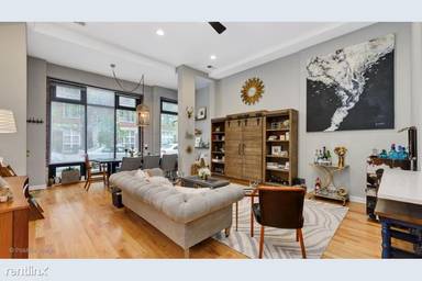 Main picture of 2114 W Rice St