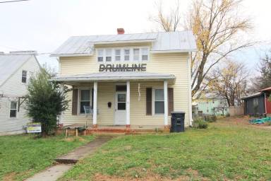 Main picture of 281 Green St