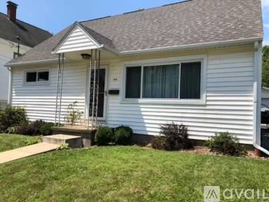 Main picture of 744 Gasche St