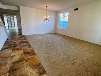 Main picture of 38033 Augusta Dr