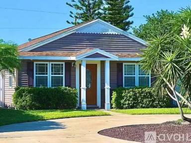 Main picture of 674 97th Ave N