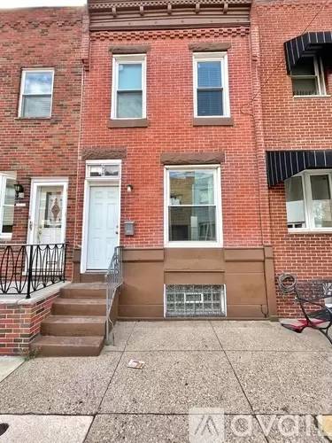 Main picture of 2628 S Chadwick St