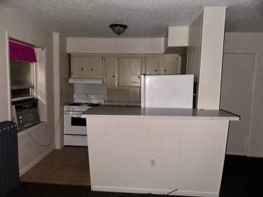 Main picture of 43 W Lewis St