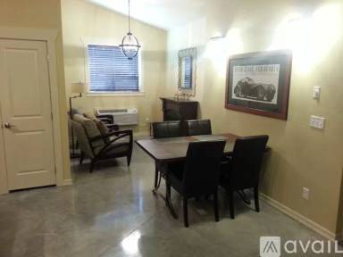 Main picture of 436 N Main St