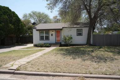 Main picture of 2805 38th St