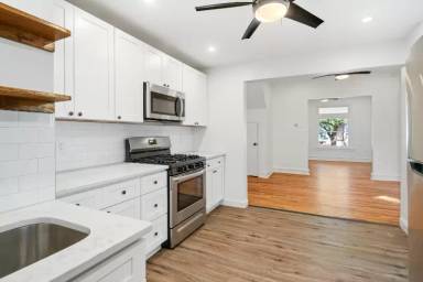 Main picture of 5428 Kingsessing Ave