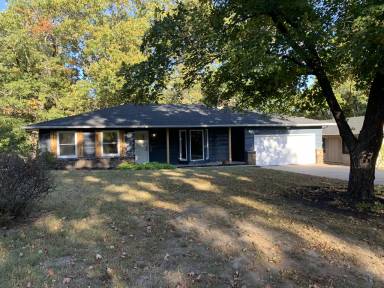 Main picture of 31 Chapel Ln