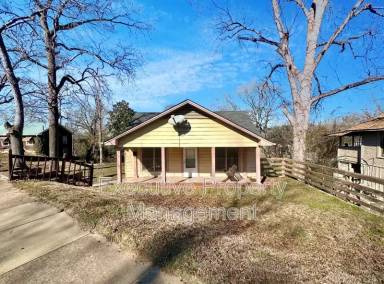 Main picture of 4028 40th Ave N