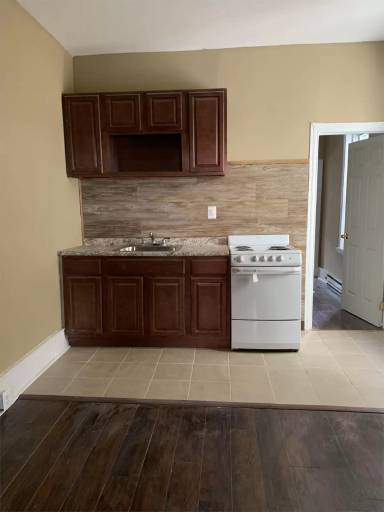 Main picture of 3006 Page St