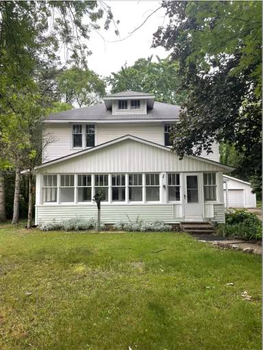 Main picture of 75 Scotts Dr