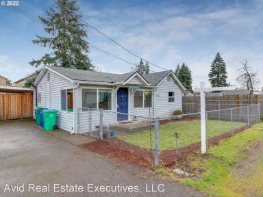 Main picture of 10020 SE Brandeis St