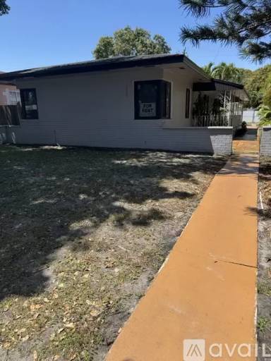 Main picture of 1927 Funston St