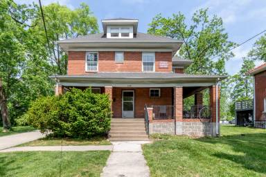 Main picture of 1317 Paris Rd
