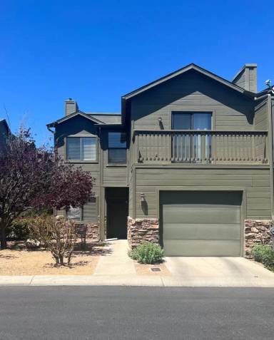 Main picture of 1120 Leaf Ln