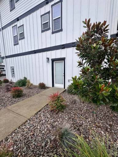 Main picture of 3326 Crawford St SE
