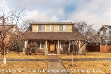 Main picture of 2908 NE Red Oak Dr