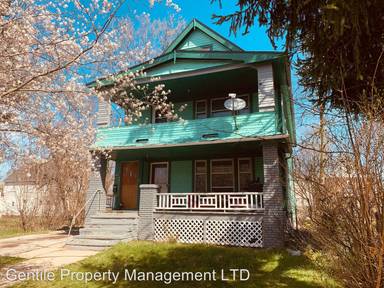 Main picture of 11617 Forest Ave