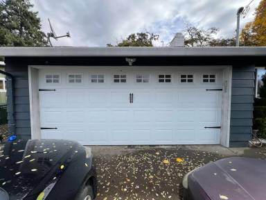 Main picture of 4070 SW Tualaway Ave