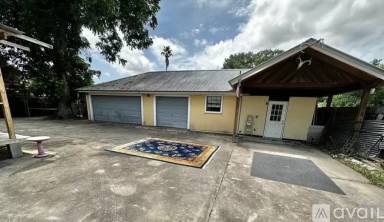 Main picture of 6717 Coolidge St