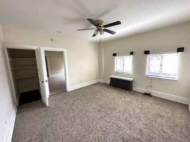 Main picture of 25 W Chestnut St