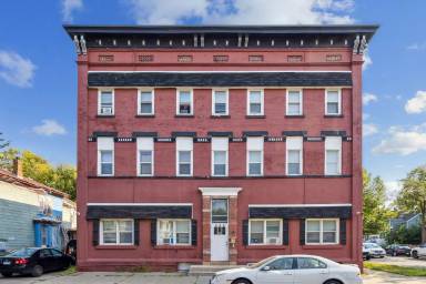 Main picture of 348 Maria Ave