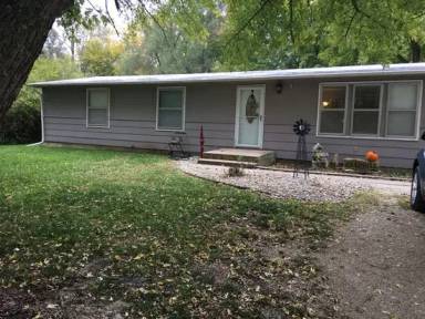 Main picture of 321 N Iowa St