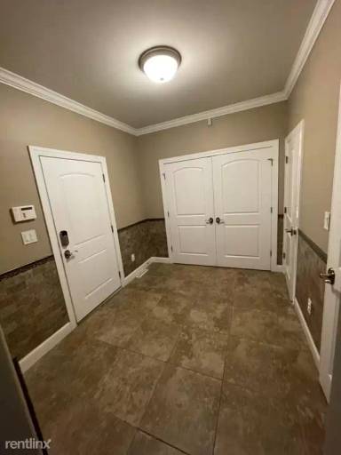 Main picture of 4 Sager Dr
