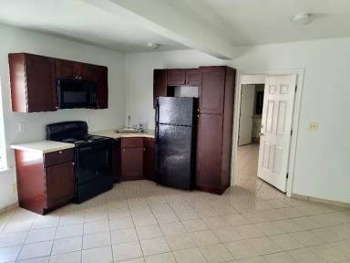 Main picture of 811 Barrymore Blvd