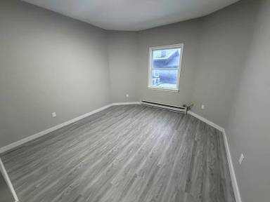 Main picture of 722 Central Ave