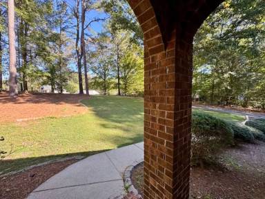 Main picture of 2095 Woodberry Dr