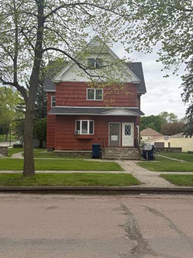 Main picture of 618 N Broadway
