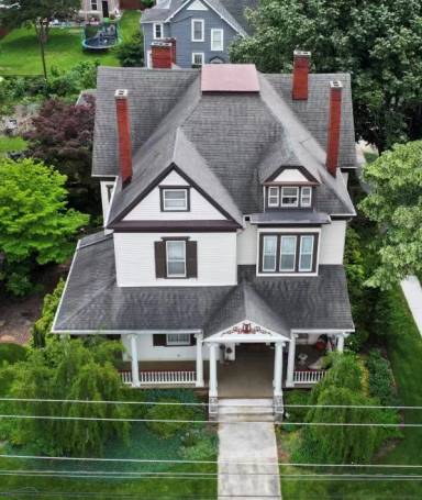 Main picture of 349 W Main St