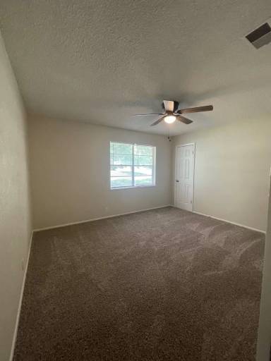 Main picture of 905 N Betsy Dr