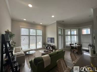 Main picture of 300 Carraway Xing