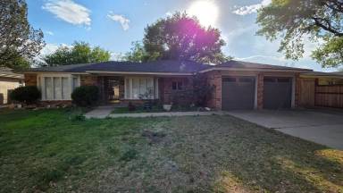 Main picture of 8604 Jordan Dr