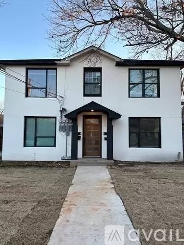 Main picture of 926 Centre St