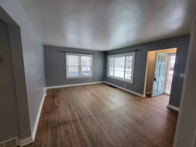 Main picture of 826 E Willcox Ave