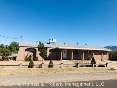 Main picture of 4410 N Van Nuys Rd