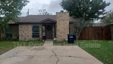 Main picture of 607 San Saba Ct