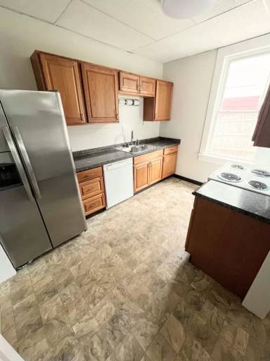 Main picture of 320 Kenyon St