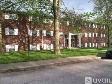 Main picture of 5910 Carrollton Ave
